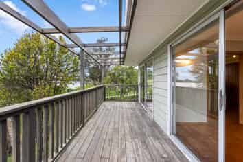 20 Cliff View Drive, Green Bay