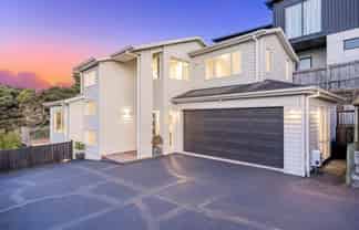 487A East Coast Road, Murrays Bay