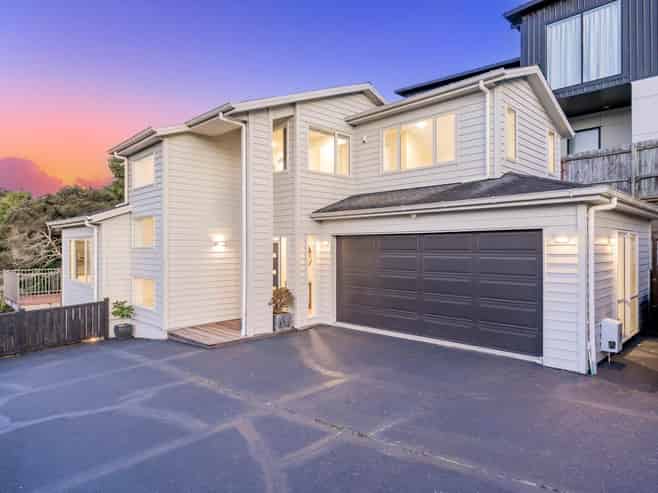 487A East Coast Road, Murrays Bay