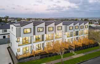Lot 8/ 2 Hyde Street, Manurewa East