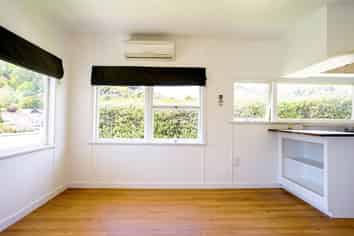 4 Arapiki Road, Stoke