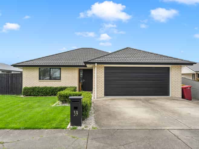 39 Taranaki Street, Masterton