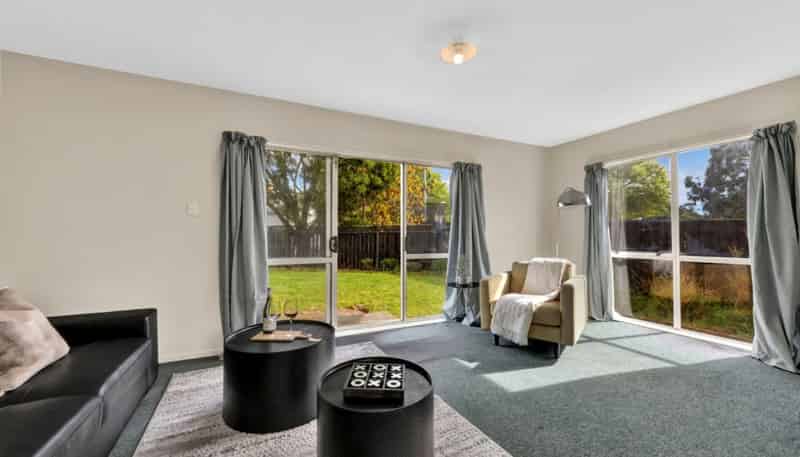 8A Bromley Road, Bromley