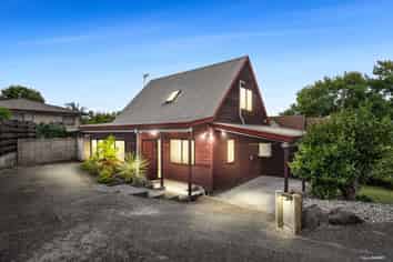 10A Birman Close, Half Moon Bay