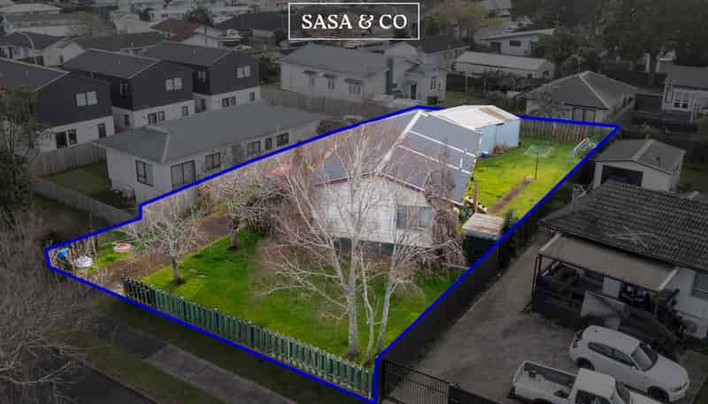 4 Stoll Place, Clendon Park