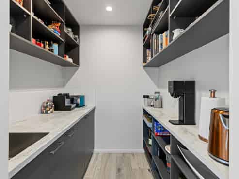 3 Picadilly Avenue, Casebrook