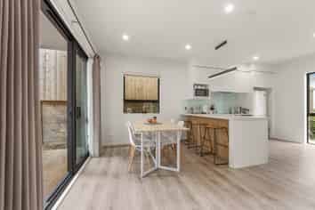 22B Batkin Road, New Windsor