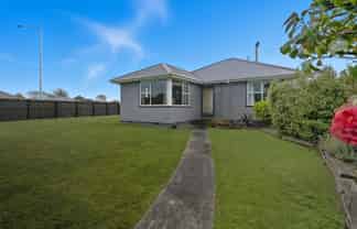 260 Waterloo Road, Hornby