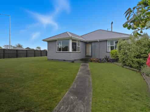 260 Waterloo Road, Hornby