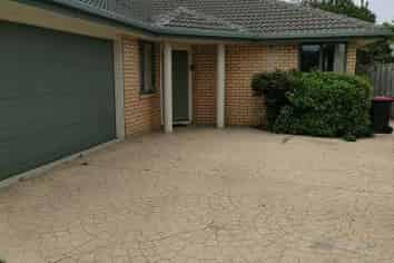 14 Iroquois Place, Wigram