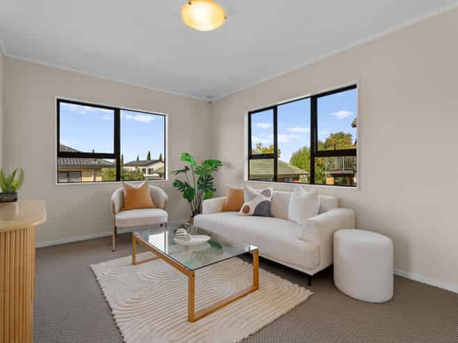 2/284 Richardson Road, Mount Roskill