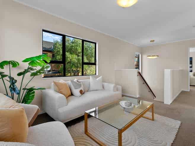 2/284 Richardson Road, Mount Roskill