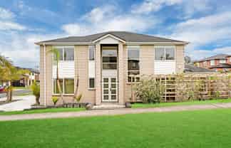  62 Castlederg Drive, Flat Bush