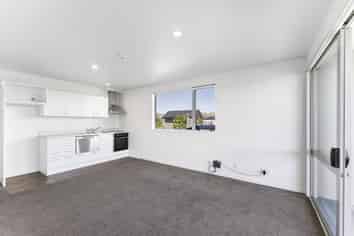 7/126 Nursery Road, Linwood