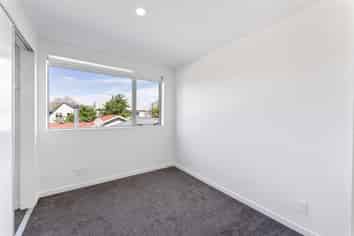7/126 Nursery Road, Linwood