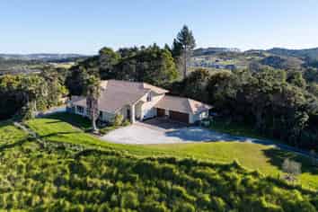 240 West Hoe Heights, Orewa