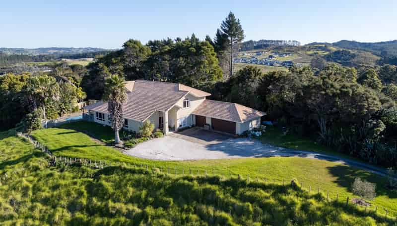 240 West Hoe Heights, Orewa