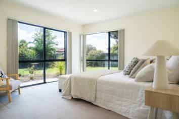 4 Regent Way, Taradale