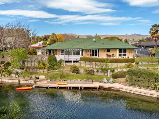 45B Dillons Point Road, Islington