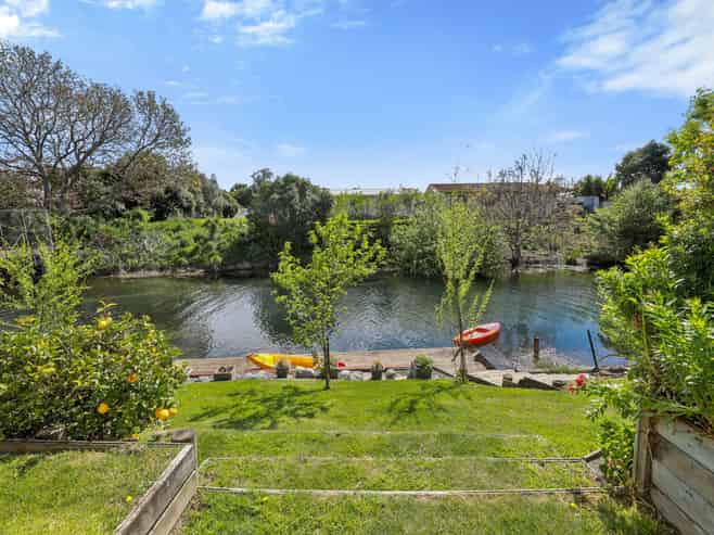 45B Dillons Point Road, Islington