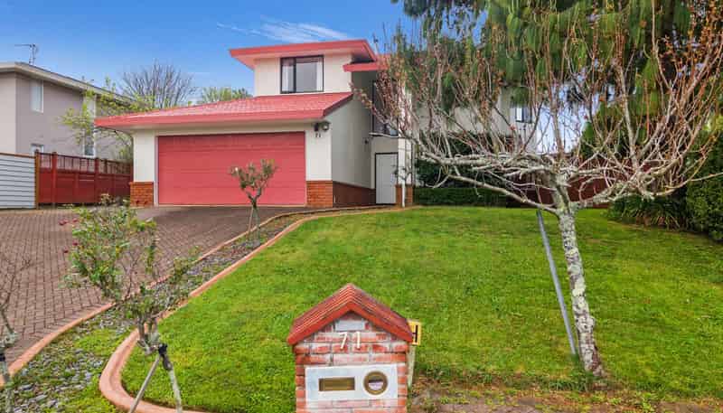 71 Nielsen Gardens, Rototuna