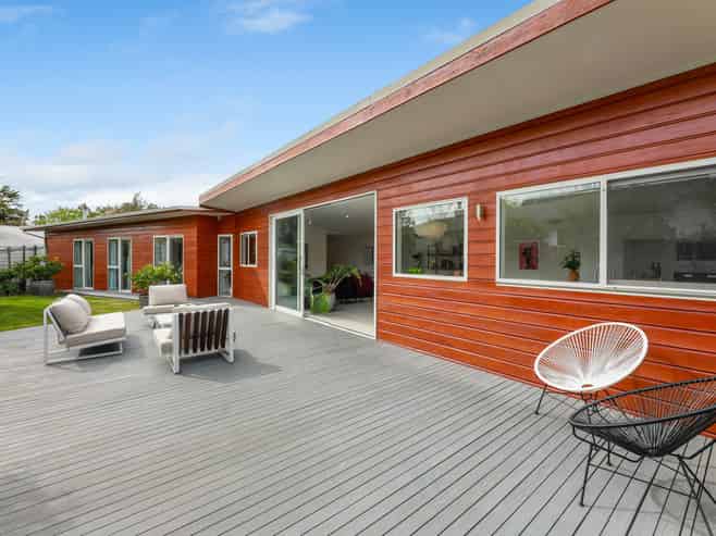 16 Colemans Road, Springlands