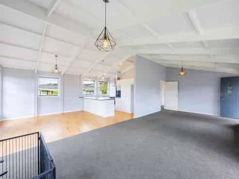 12B Guy Street, Waipawa