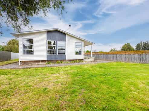 12B Guy Street, Waipawa
