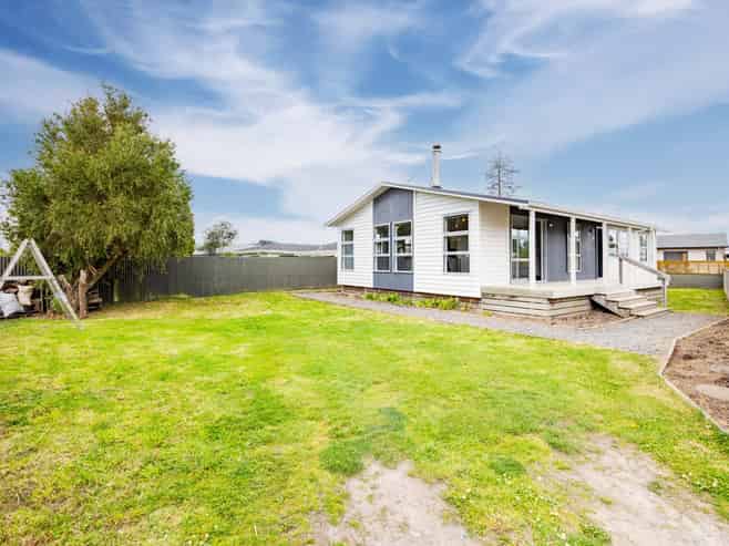 12B Guy Street, Waipawa