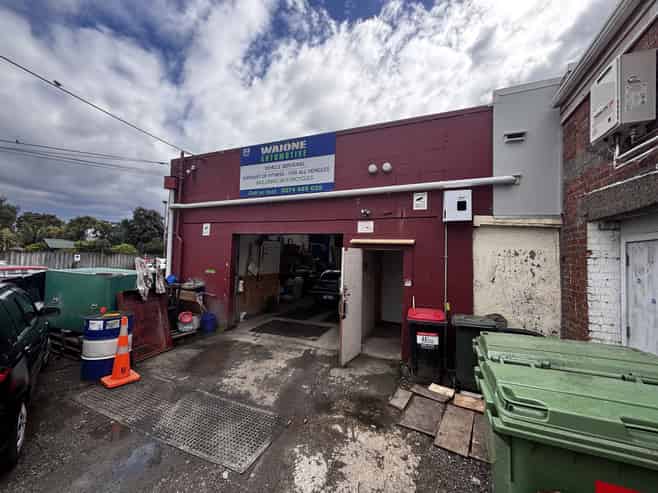 Bright ground floor storage or workshop with mezz