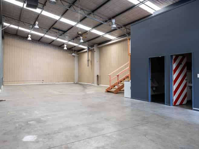 Stoke Warehouse for Lease 