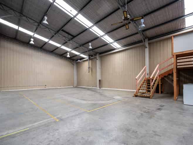 Stoke Warehouse for Lease 