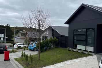 6 Whero Way, Orewa