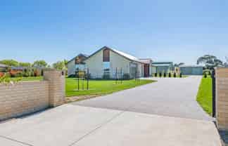 56 Verdeco Boulevard, LINCOLN