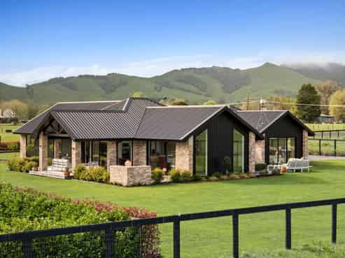 72 Redoubt Road, Cambridge