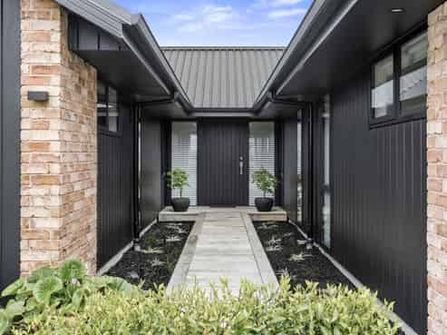 72 Redoubt Road, Cambridge