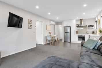99 Faringdon Boulevard, Rolleston