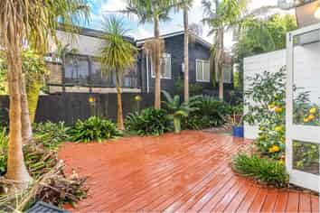 68B Seaview Road, Castor Bay