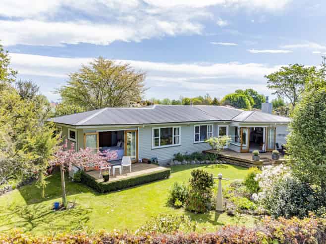 716 Maxville Drive, Parkvale