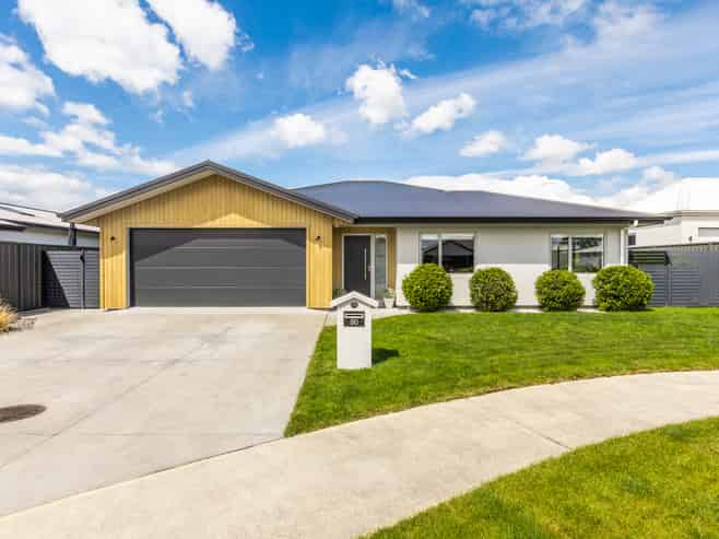 90 Hunter Drive, Te Awa