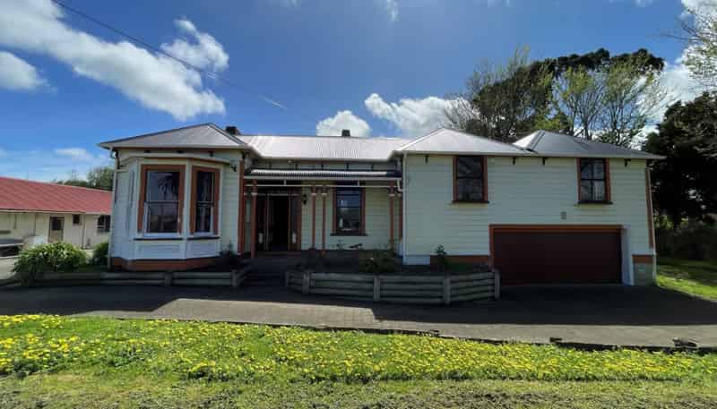51 Avenue Road, Foxton