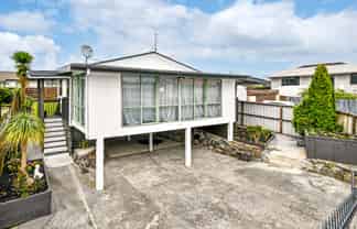 2/10 Nearco Street, Randwick Park