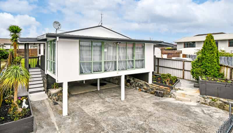 2/10 Nearco Street, Randwick Park