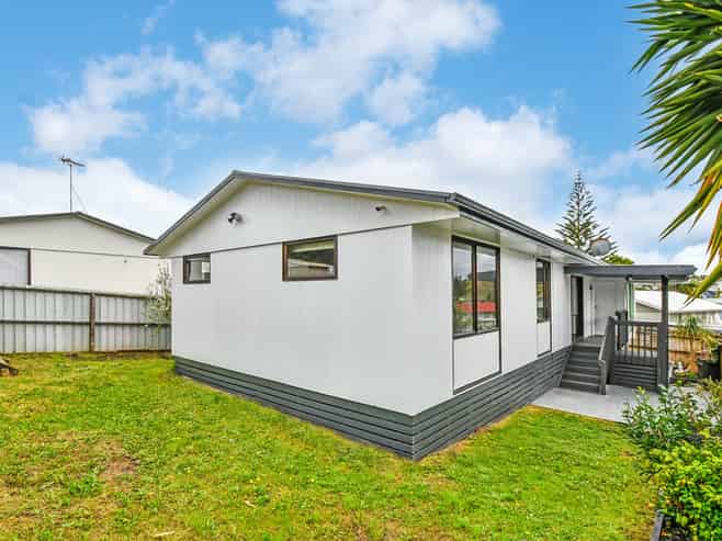 2/10 Nearco Street, Randwick Park
