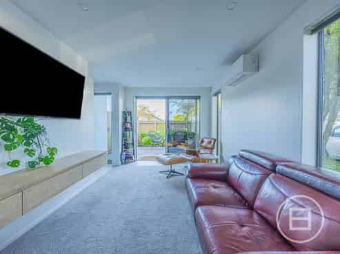 1/17 Highsted Road, BISHOPDALE