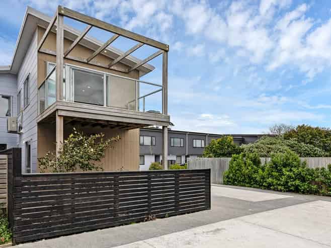 13C Sealord Place, Manurewa