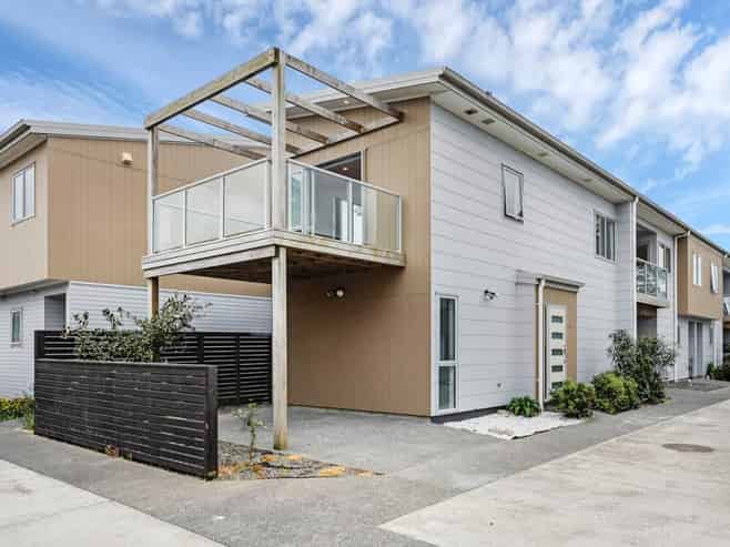 13C Sealord Place, Manurewa