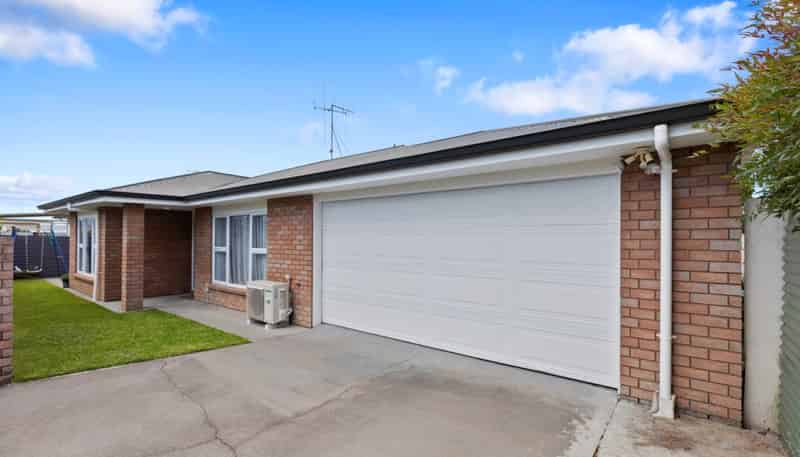 61C Queen Road, Bellevue