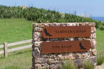306 Sea View Road - Wawata Estate, Waiheke Island