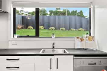 164 South Road, Caversham